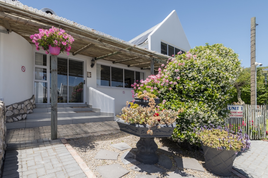7 Bedroom Property for Sale in Jacobsbaai Western Cape